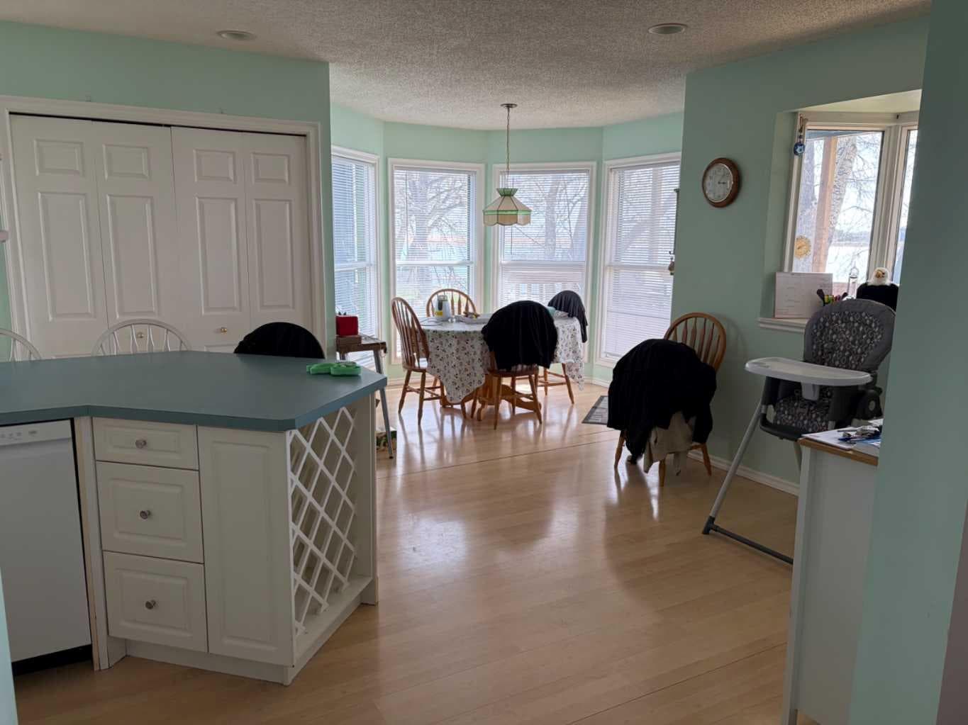 1065 East Chestermere Drive 