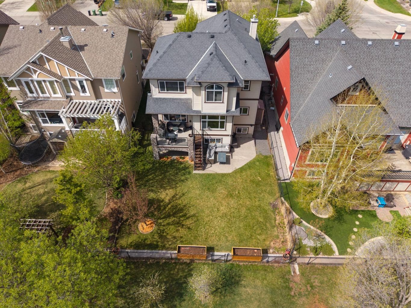 957 Coopers Drive SW