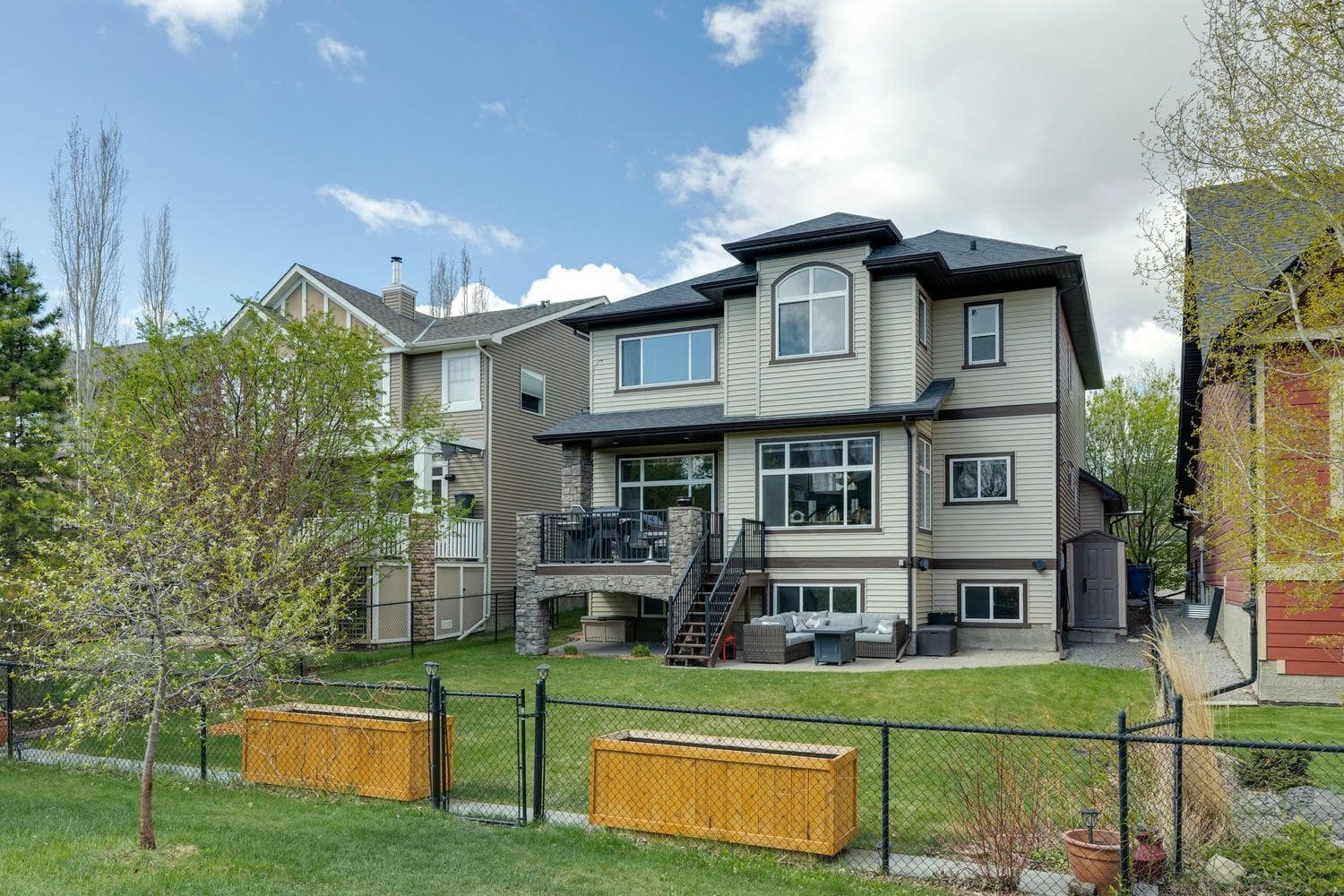 957 Coopers Drive SW