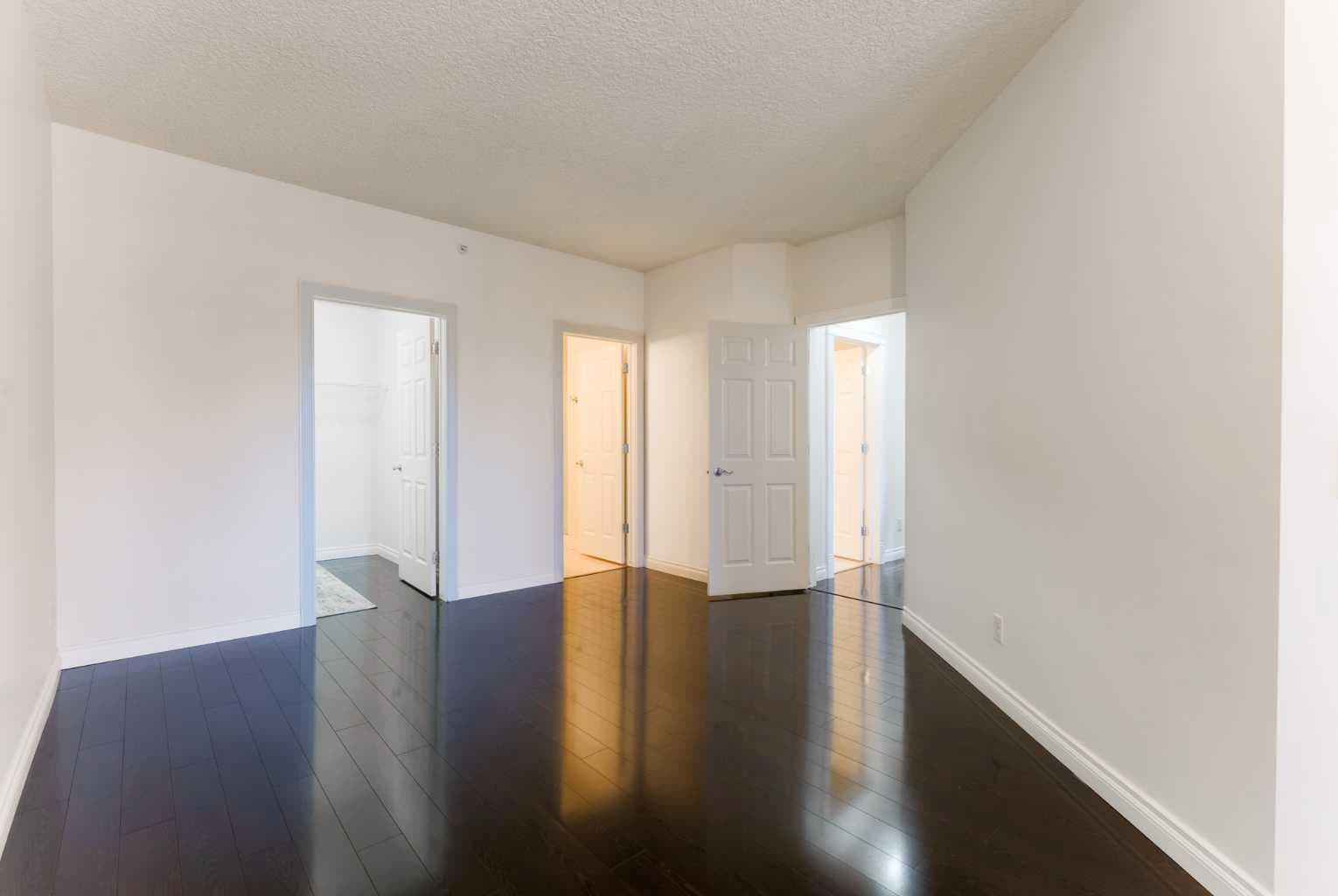 205, 200 Patina Court SW