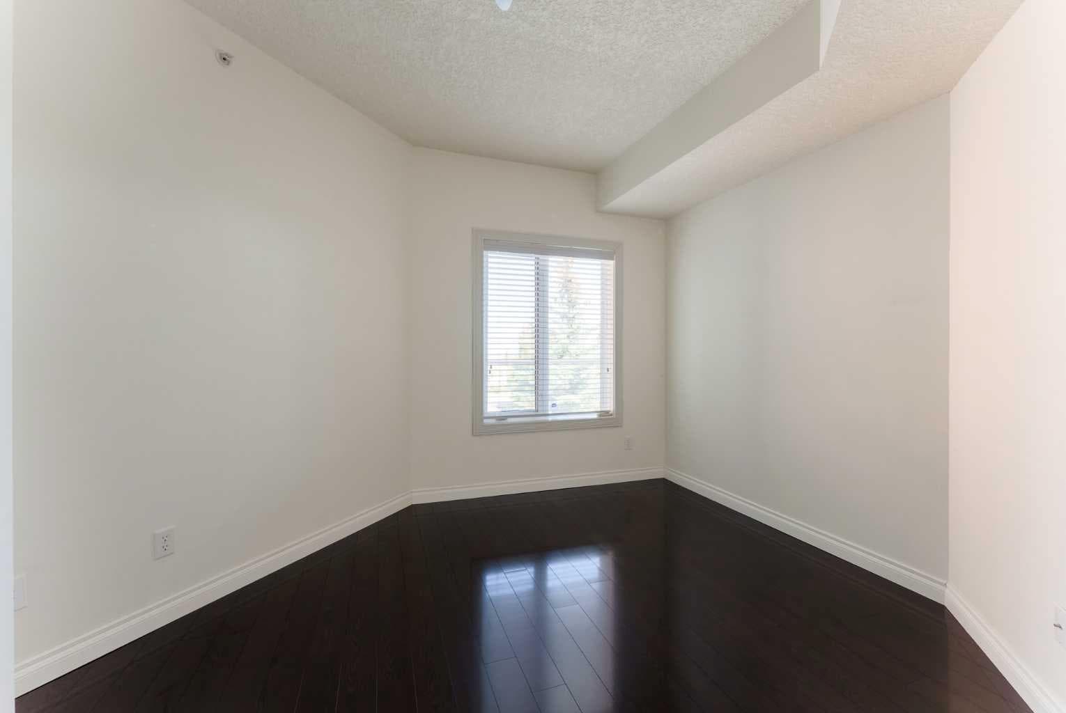 205, 200 Patina Court SW