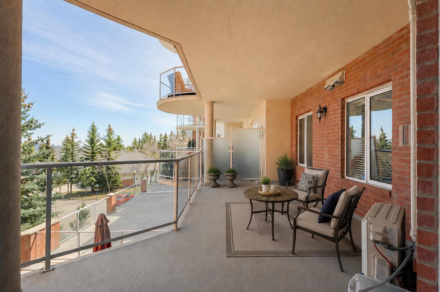 205, 200 Patina Court SW
