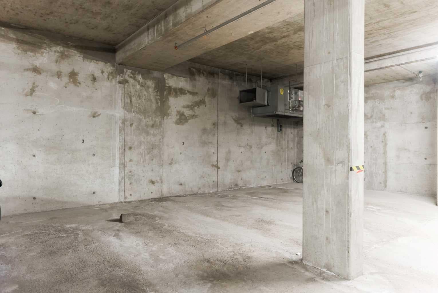205, 200 Patina Court SW