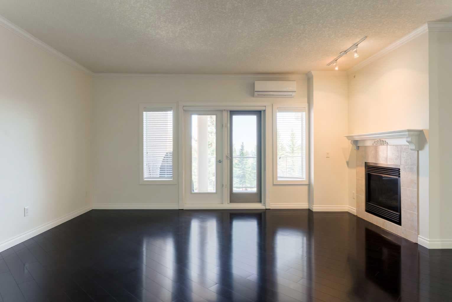 205, 200 Patina Court SW