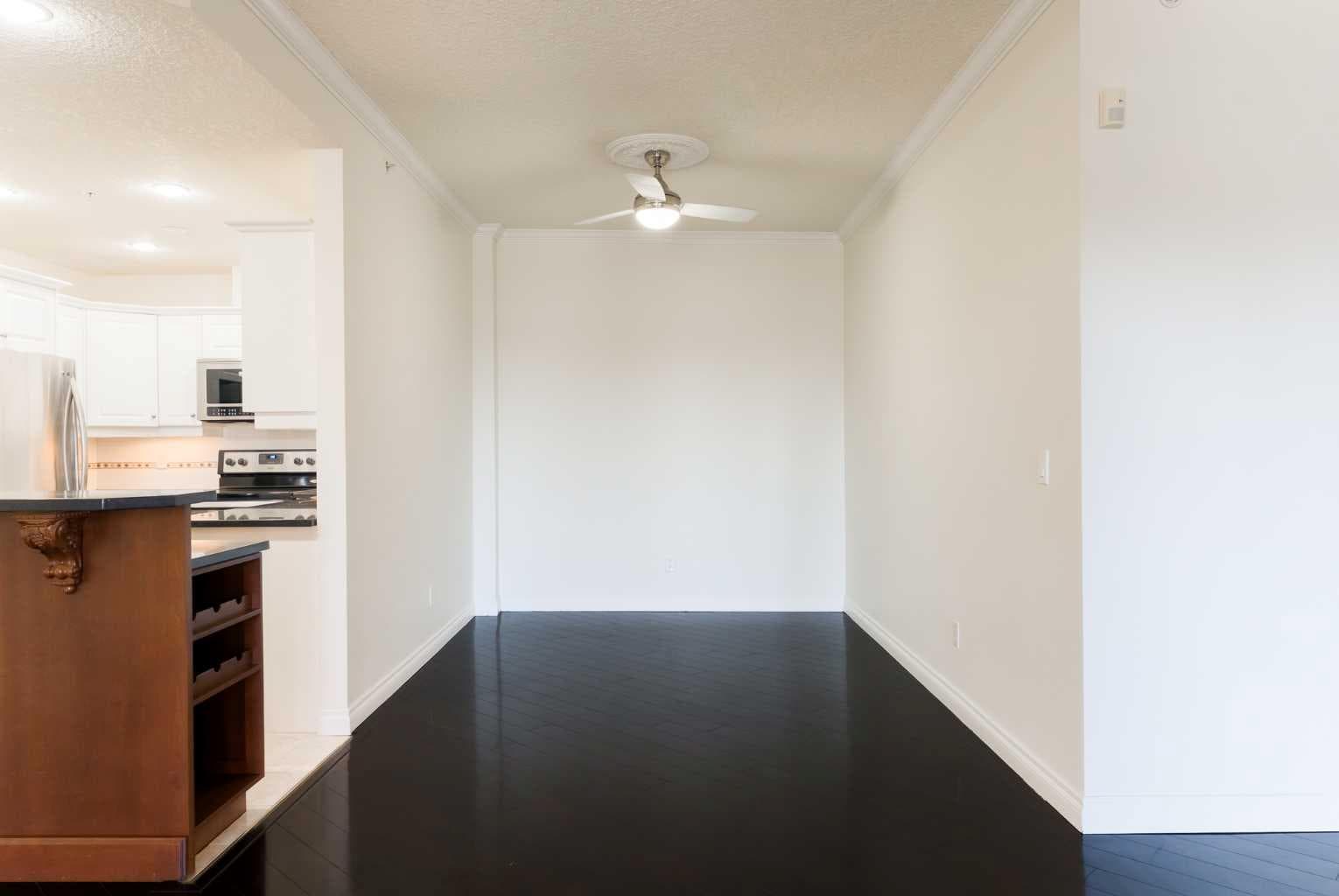 205, 200 Patina Court SW