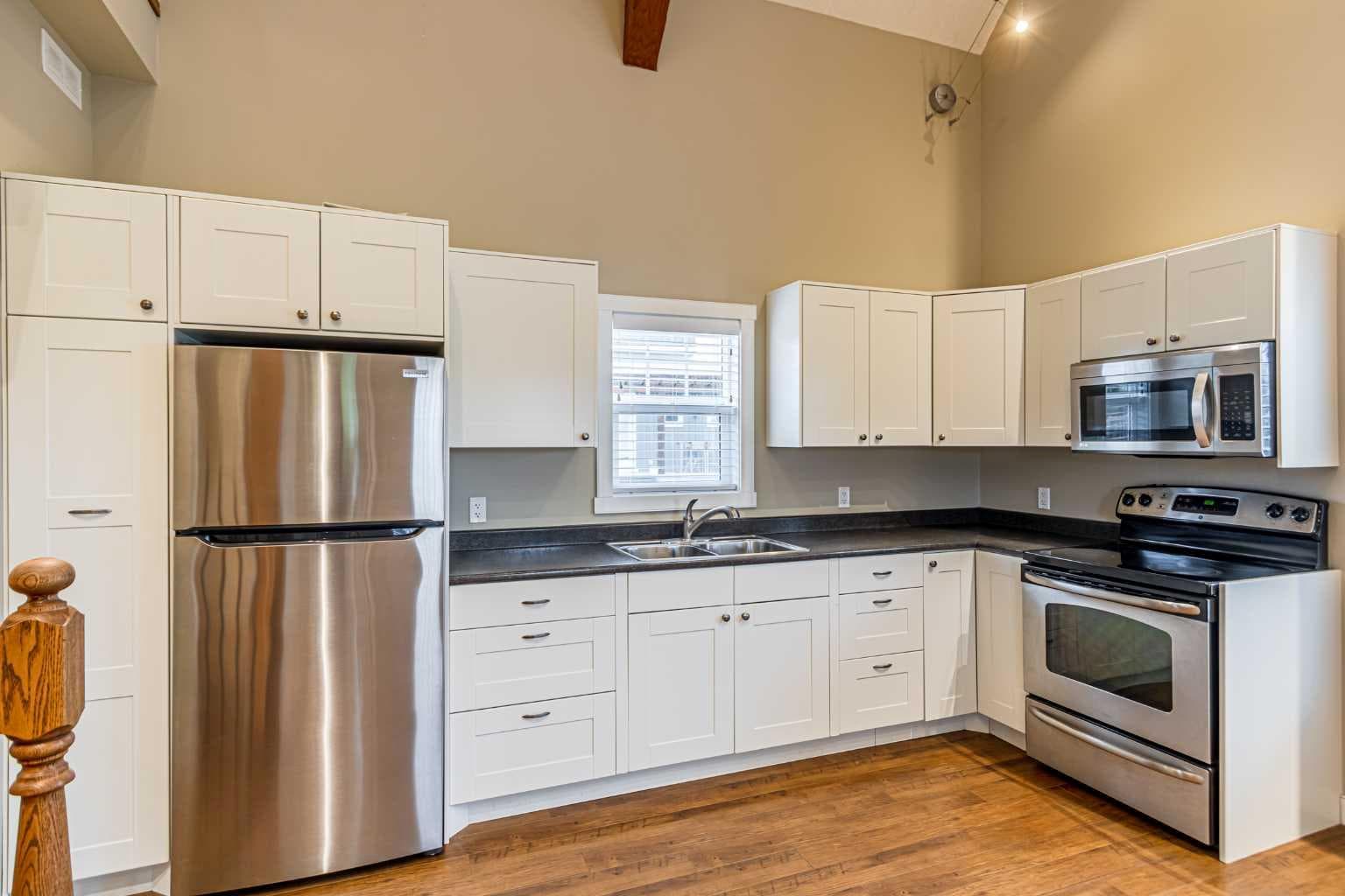 201 Cottageclub Crescent 