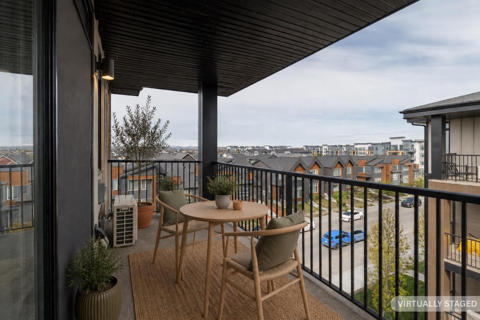4403, 200 Seton Circle SE