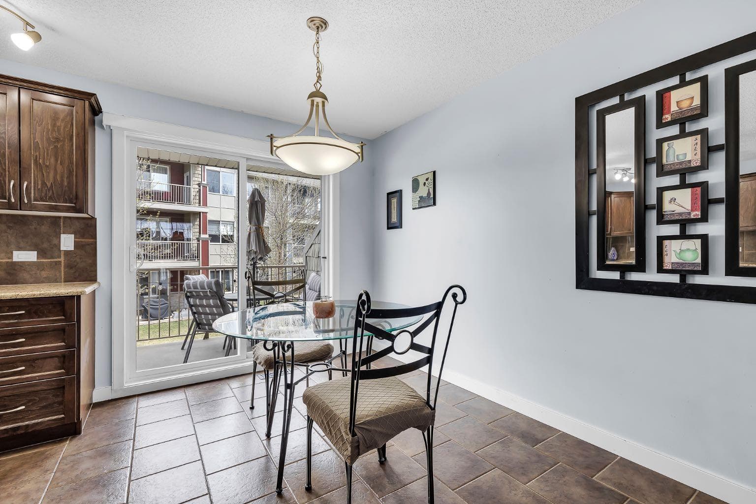 6004, 2370 Bayside Road SW