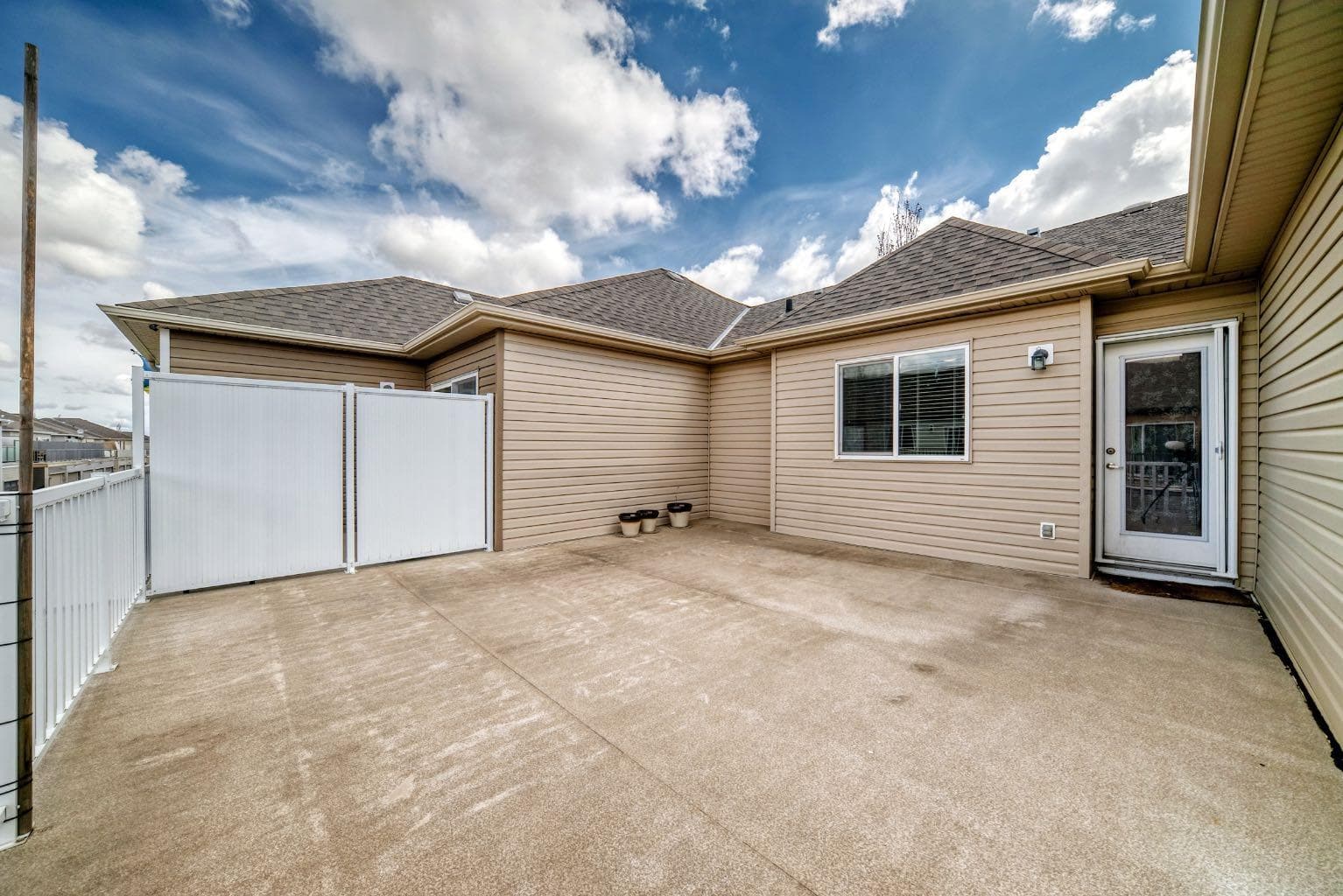 553 Windstone Common SW