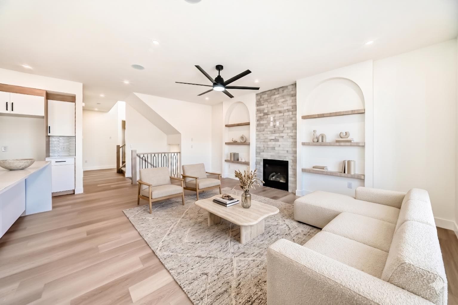 407 Rivercrest Road 