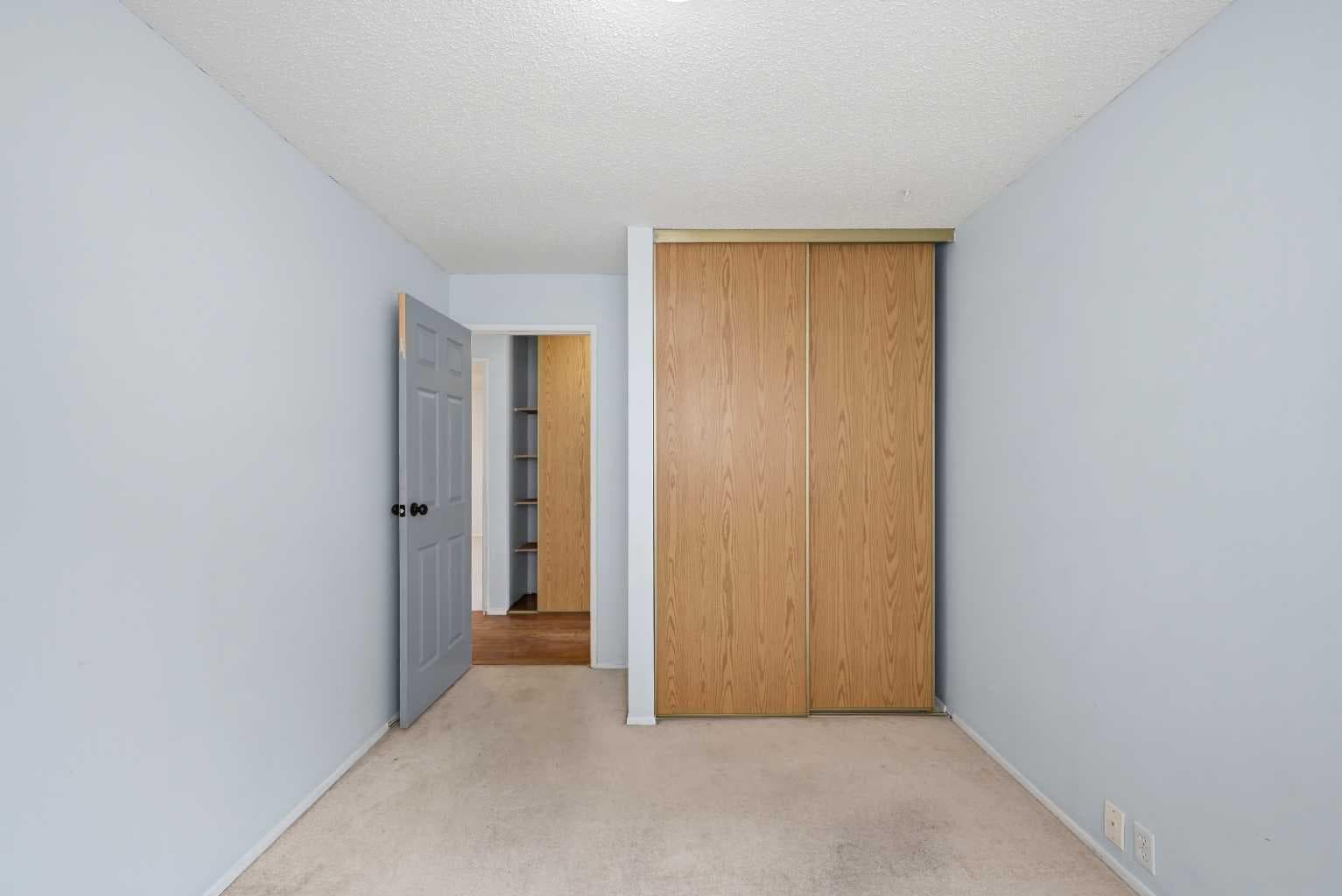 128 Ridgegate Way SW