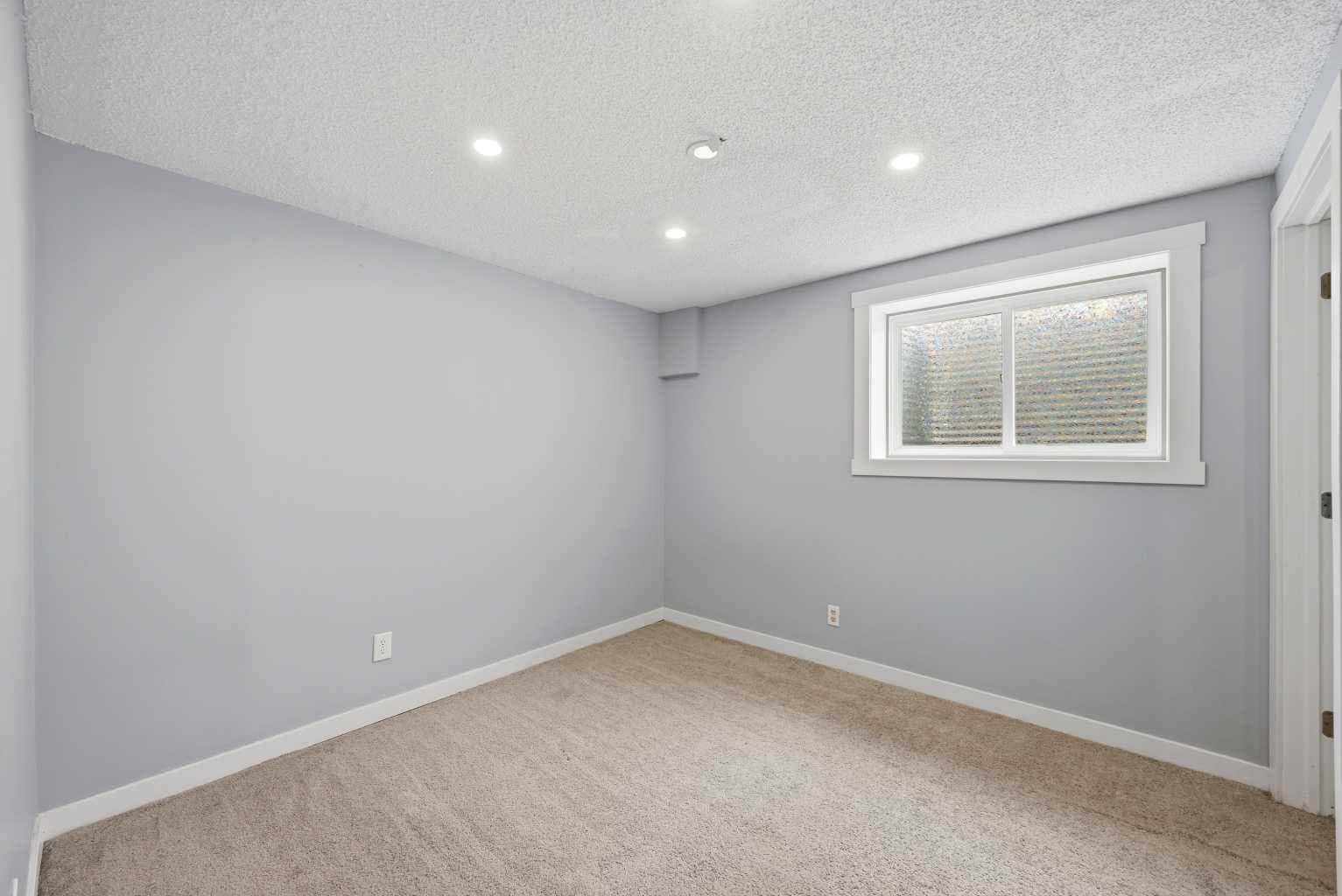 128 Ridgegate Way SW
