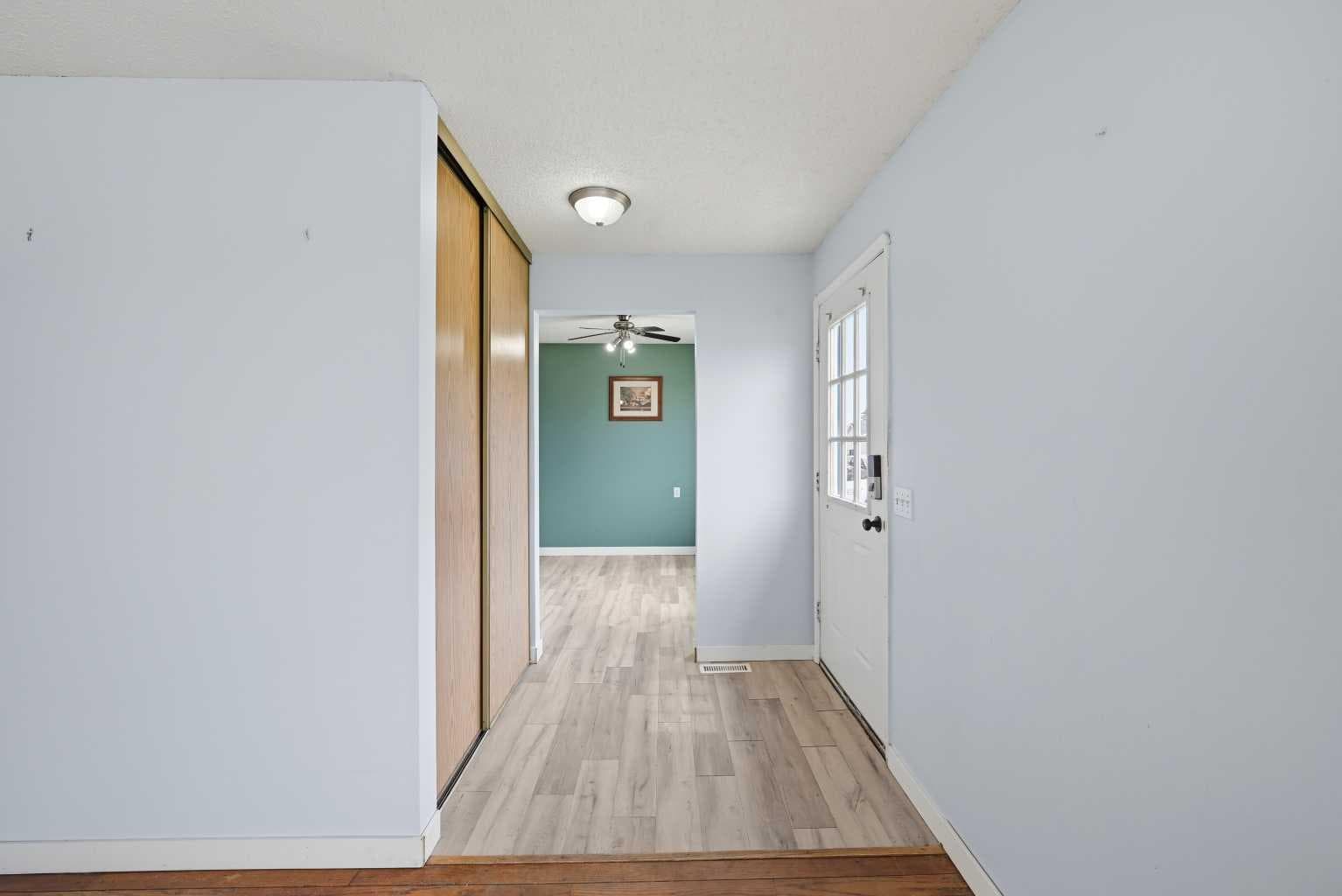 128 Ridgegate Way SW