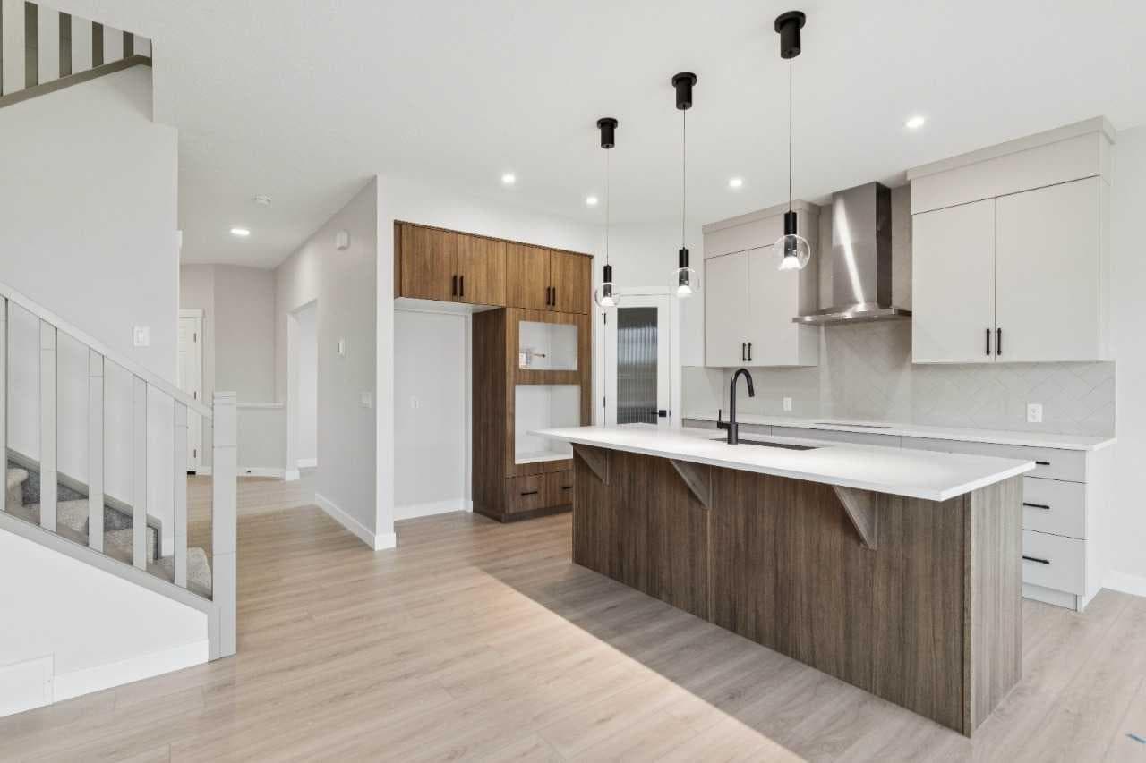 271 Bridgeport Circle 