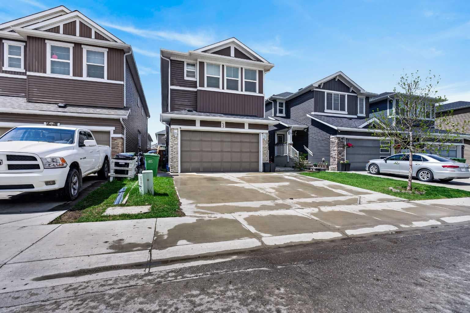 49 Redstone Heath NE