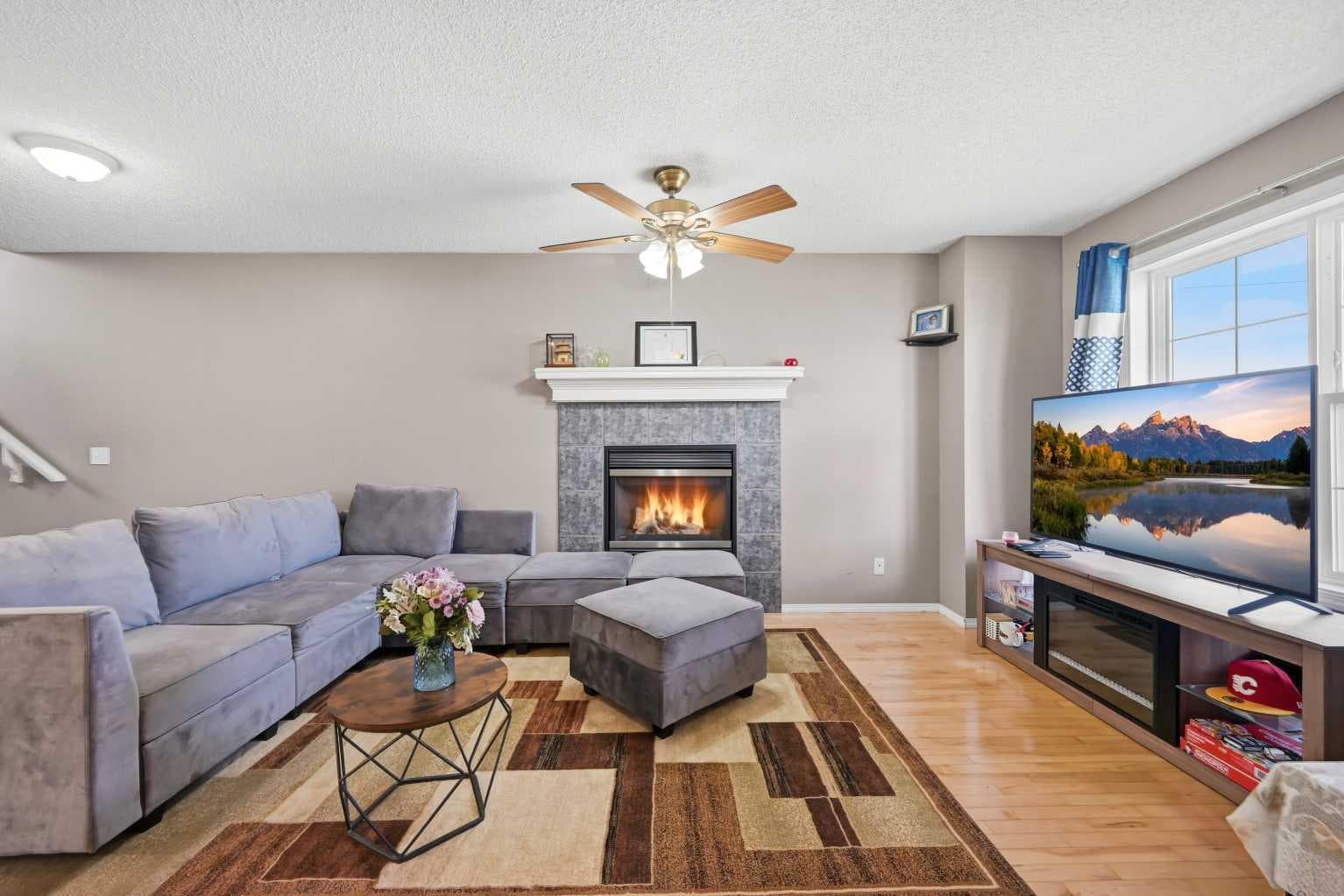 6 Saddlemont Way NE