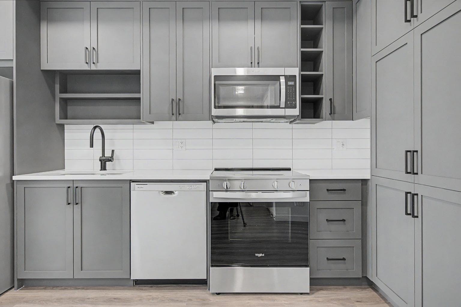 205, 3107 Warren Street 
