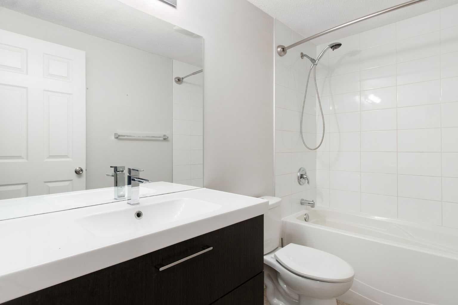 92, 630 Sabrina Road SW