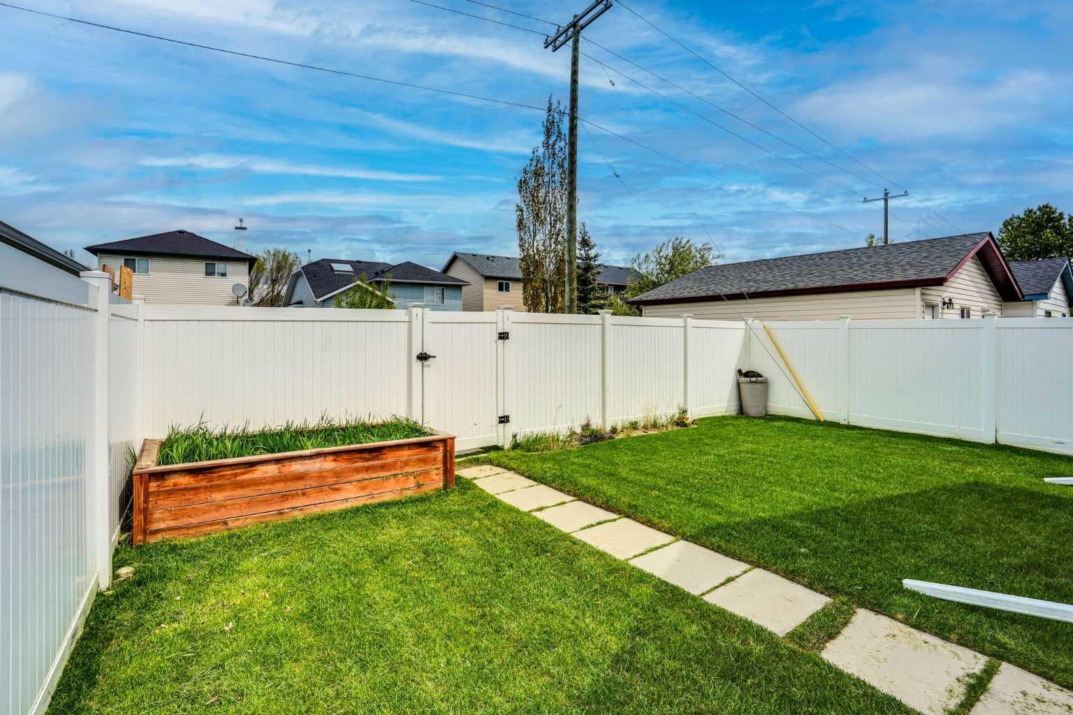 42 Harvest Rose Circle NE