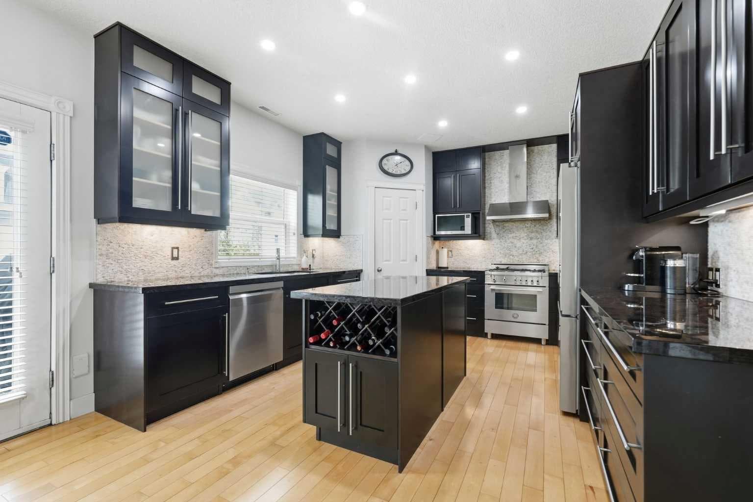 130 Garrison Square SW