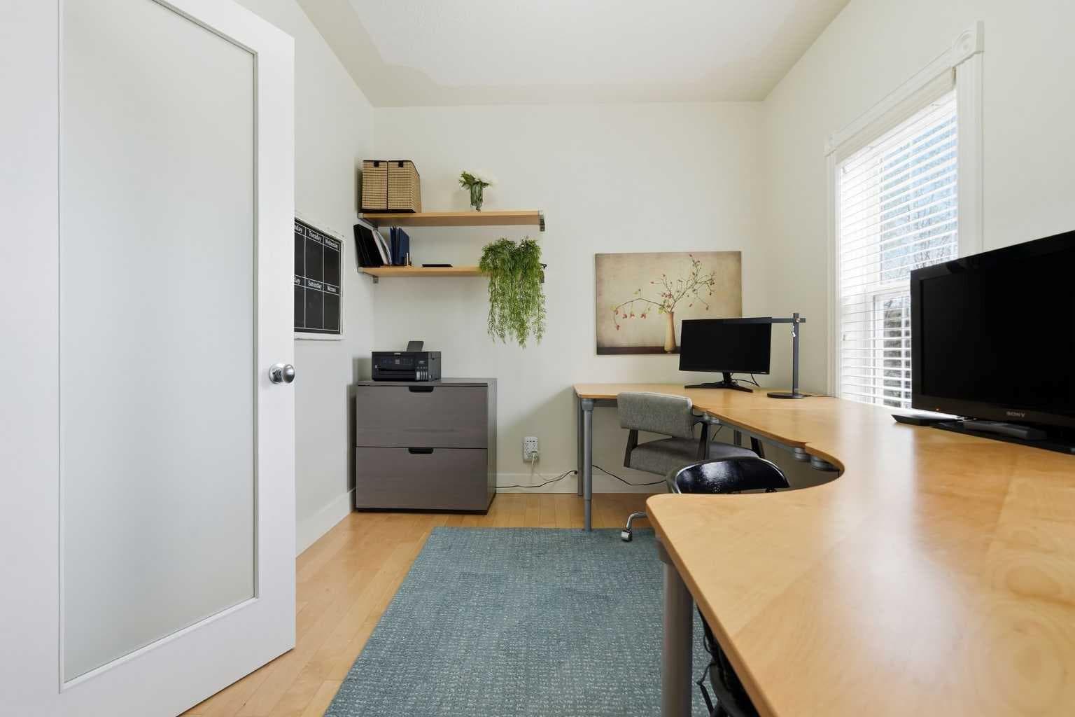 130 Garrison Square SW