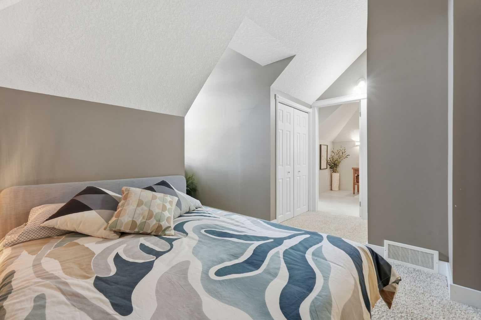 130 Garrison Square SW
