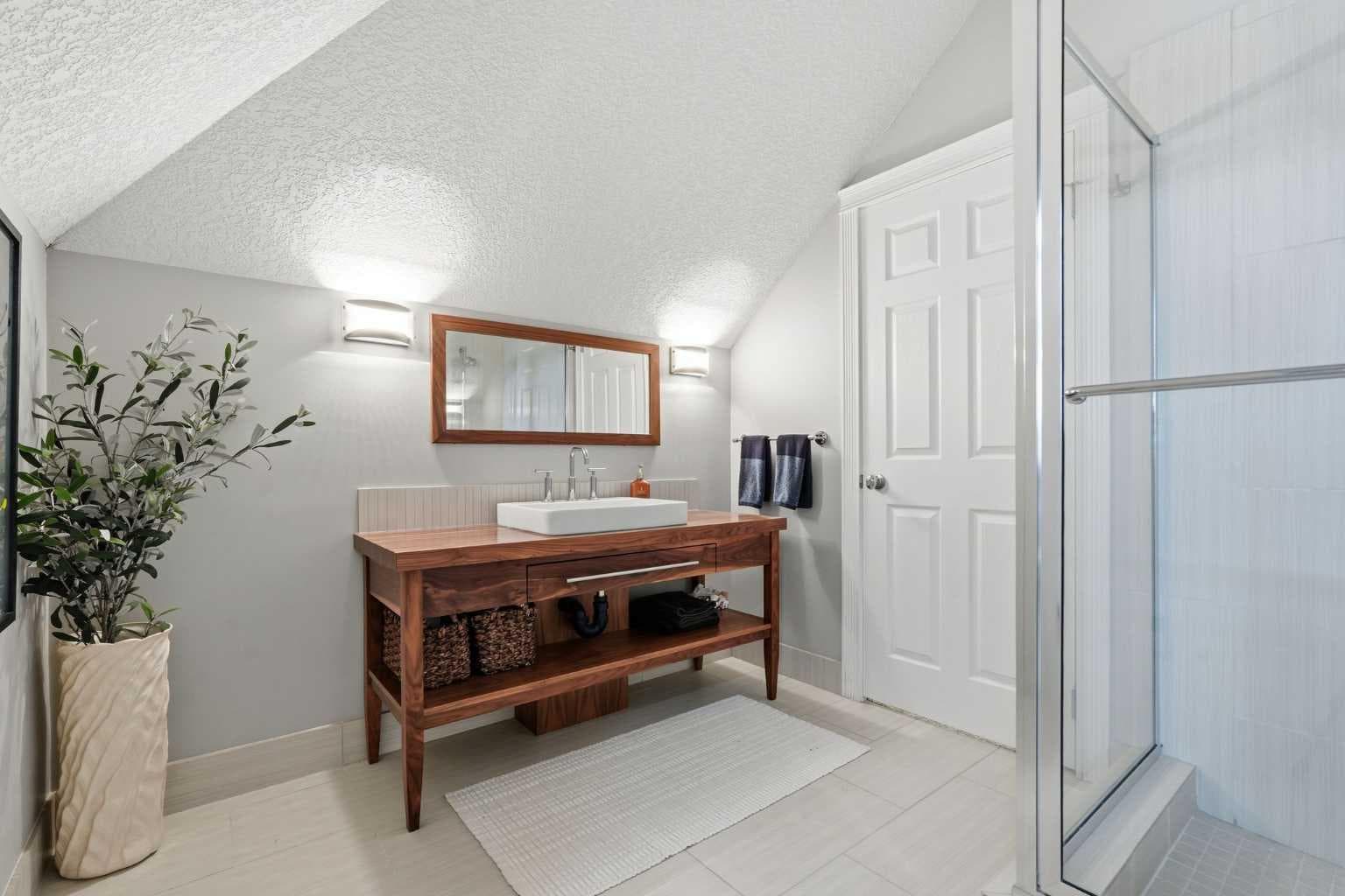 130 Garrison Square SW