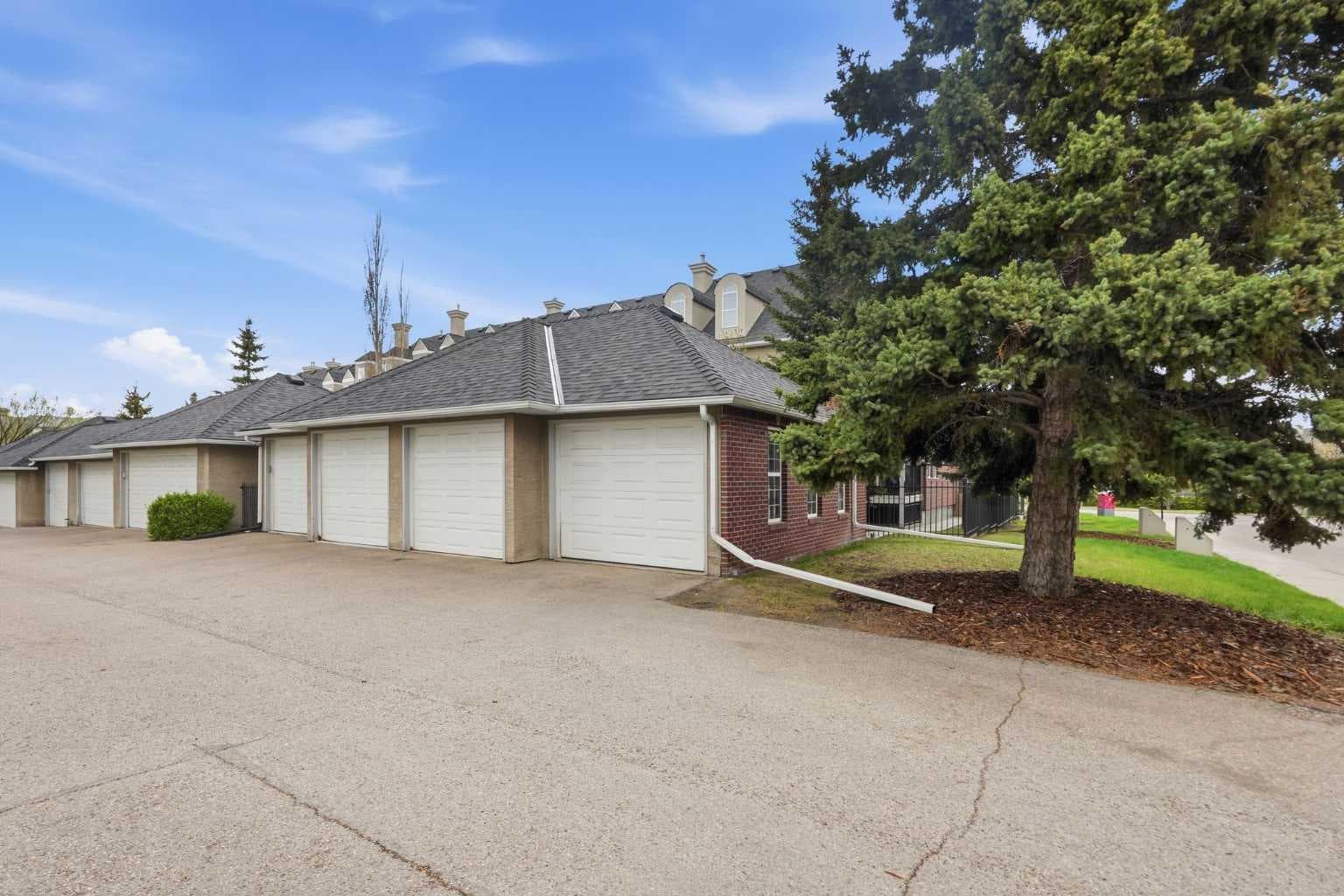 130 Garrison Square SW