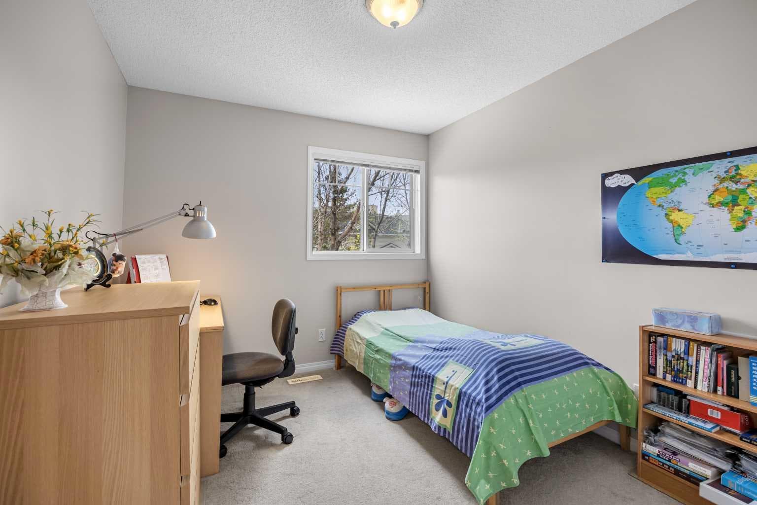 33 Country Hills Cove NW