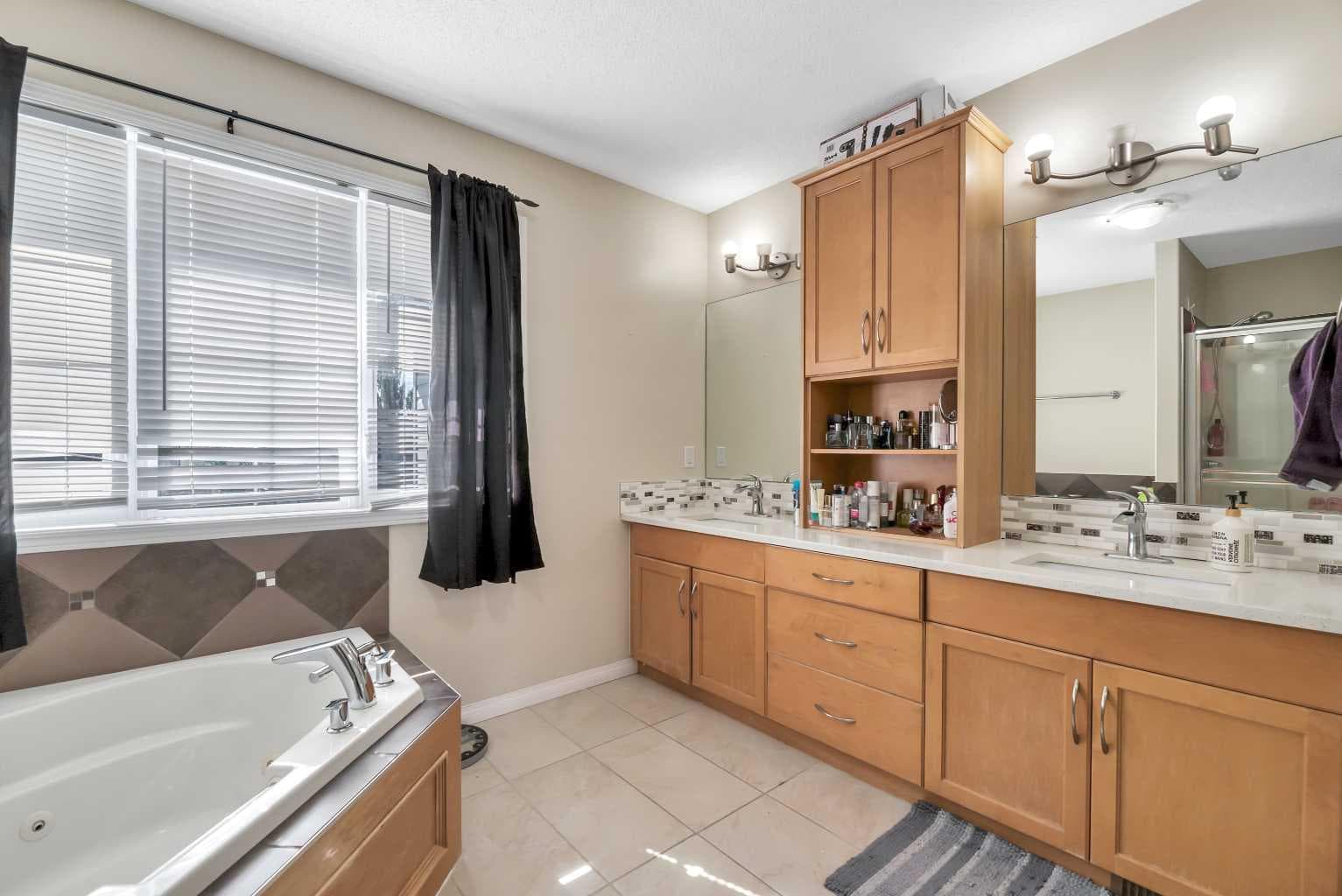 245 Springmere Way 