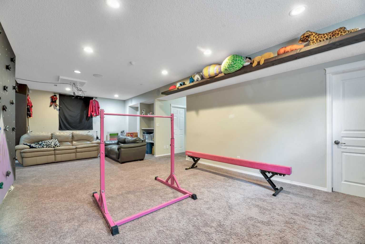 245 Springmere Way 