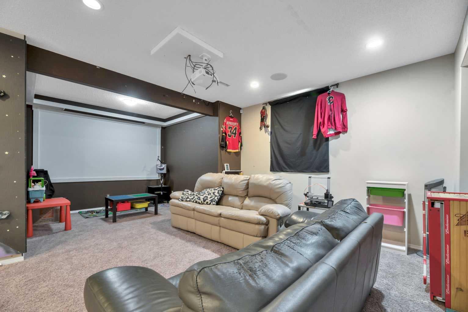 245 Springmere Way 