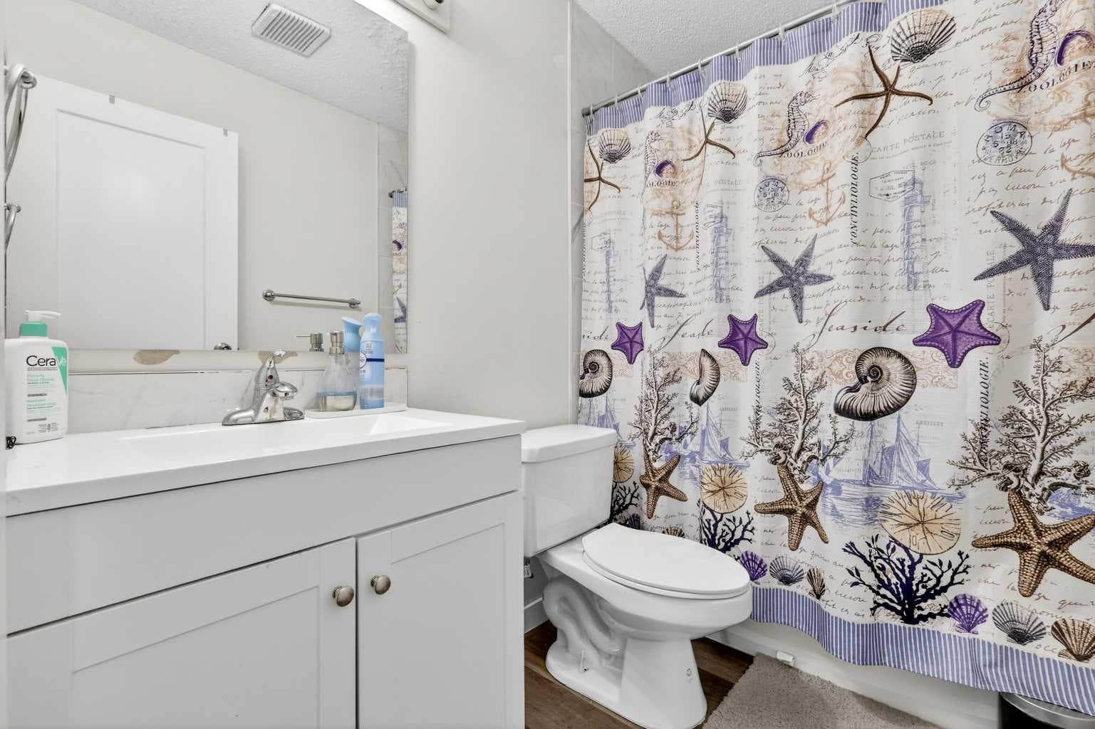1112, 2200 Woodview Drive SW