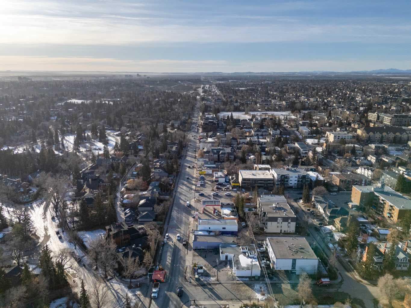 2611, 2613, 2615 14 Street SW