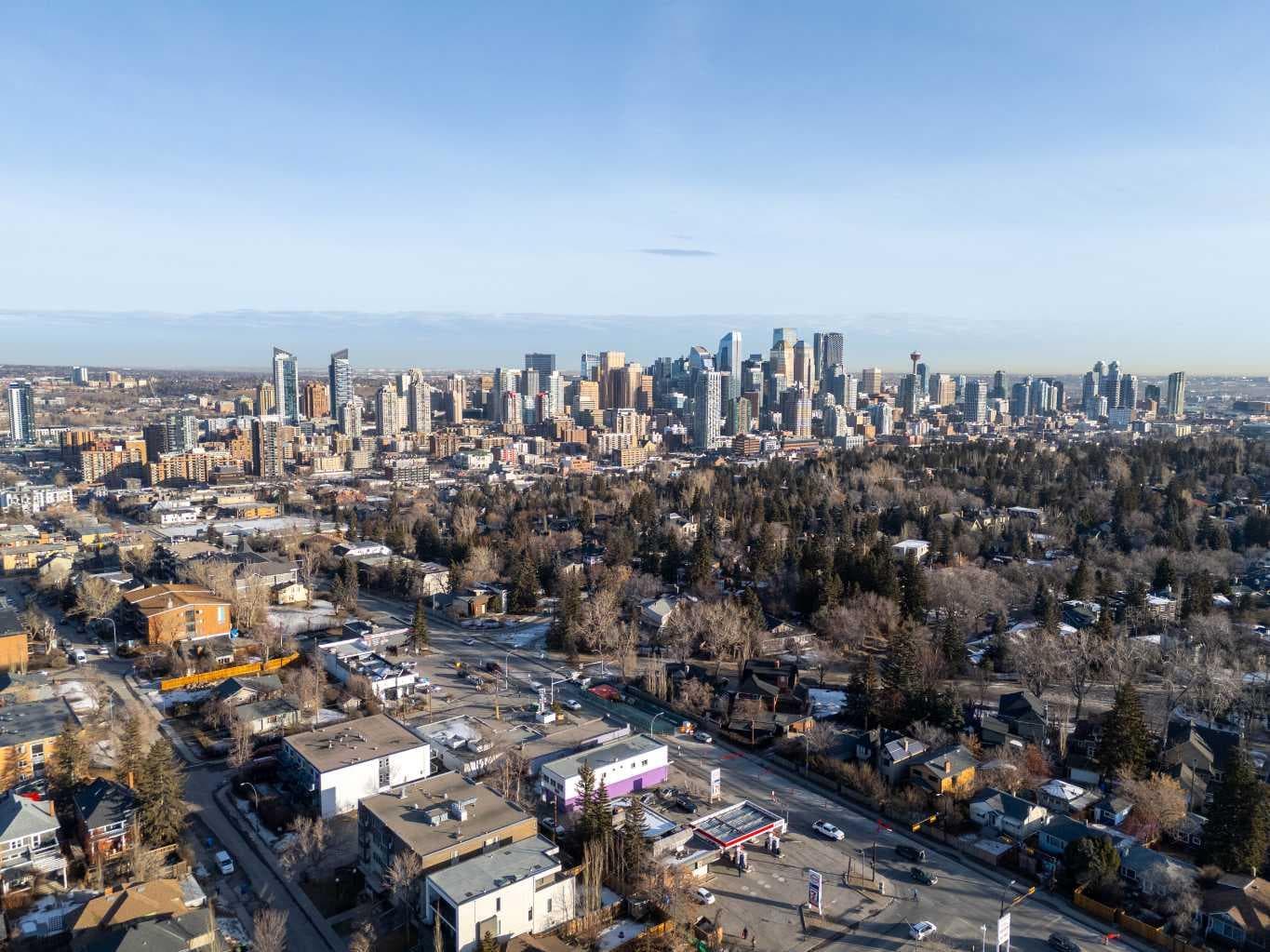 2611, 2613, 2615 14 Street SW
