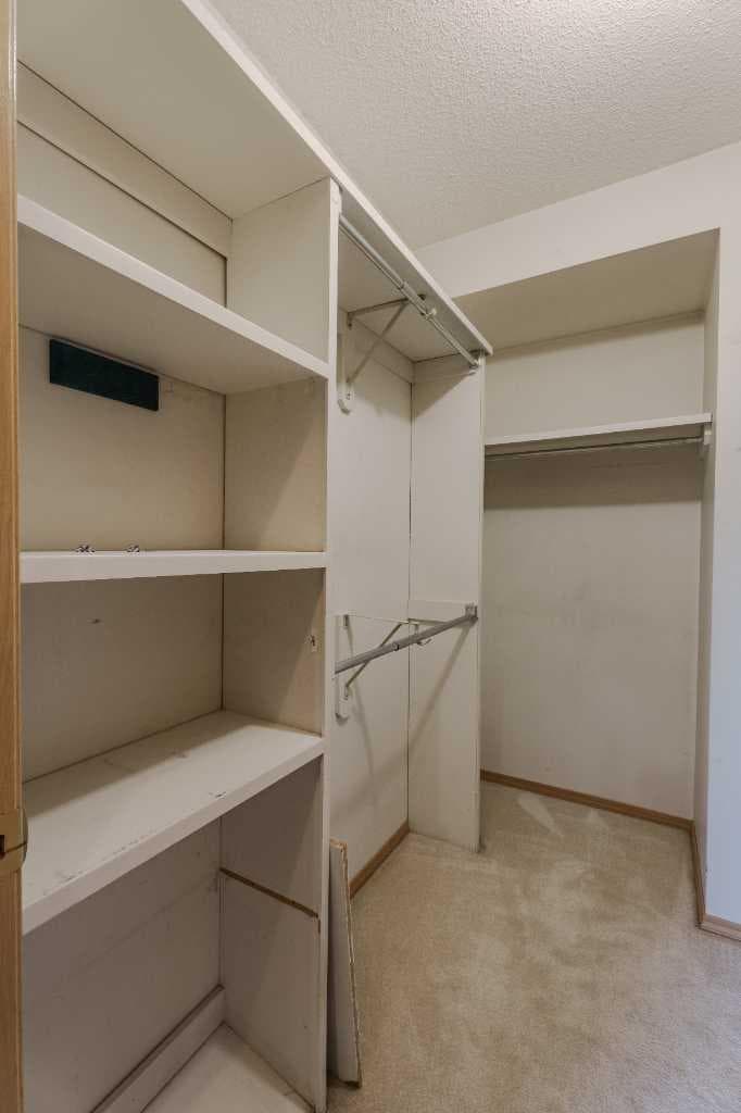 135 Canterbury Court SW