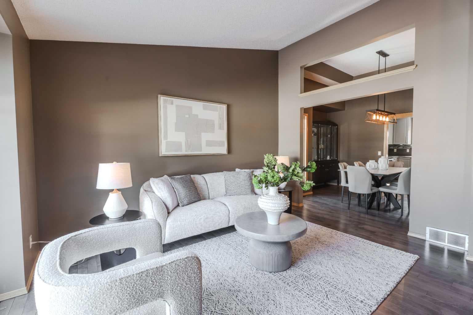 135 Canterbury Court SW
