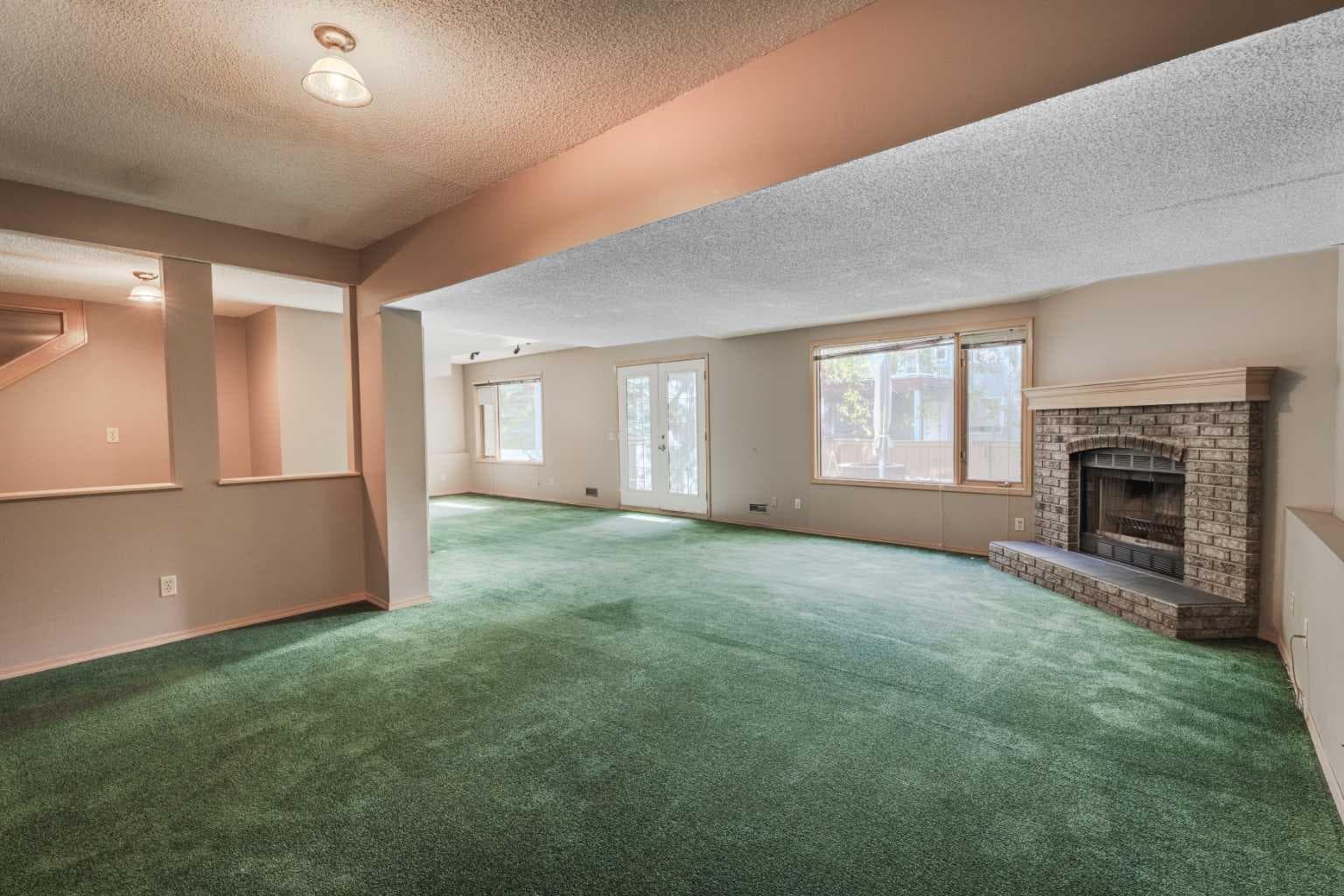 135 Canterbury Court SW
