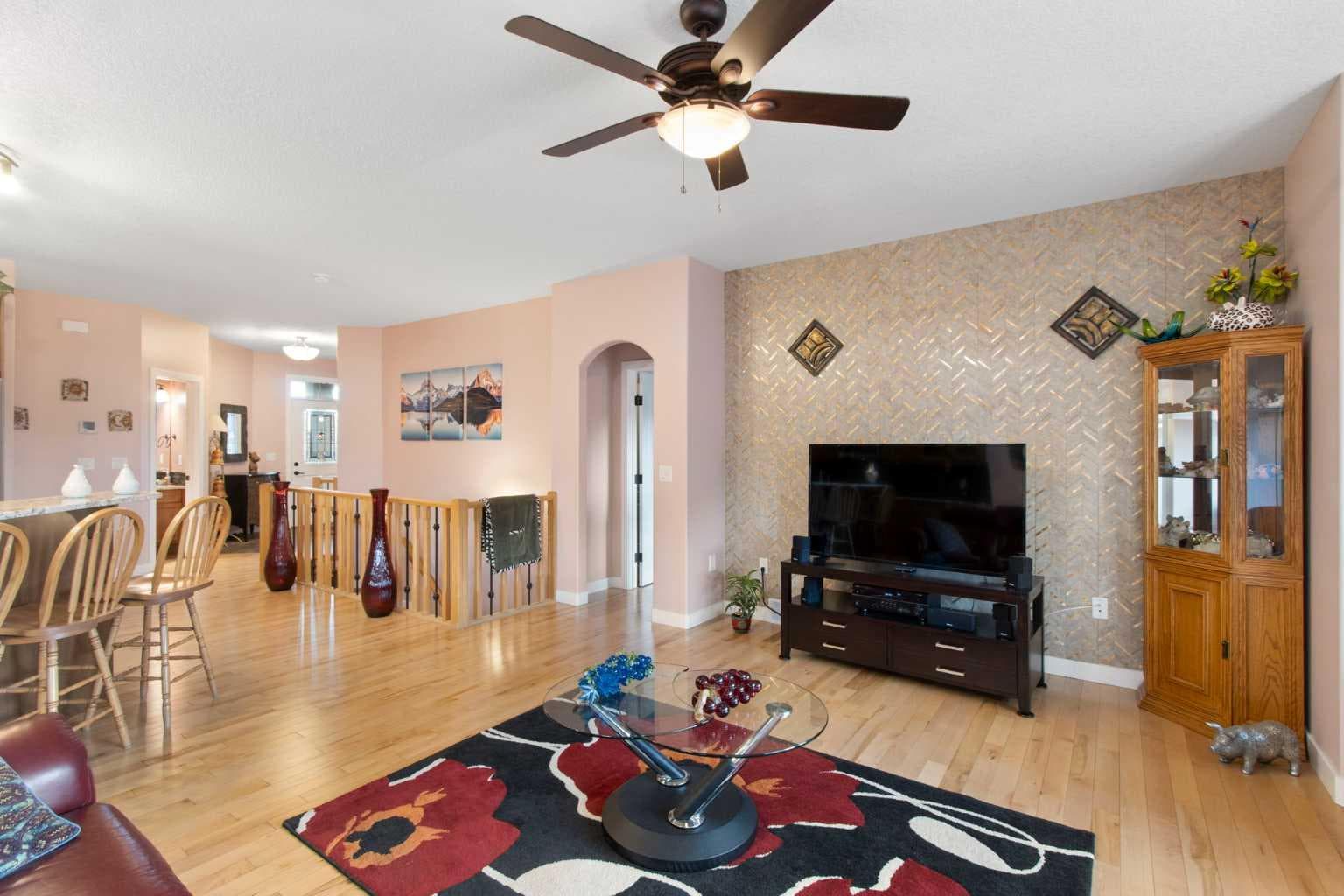504 Harrison Court 