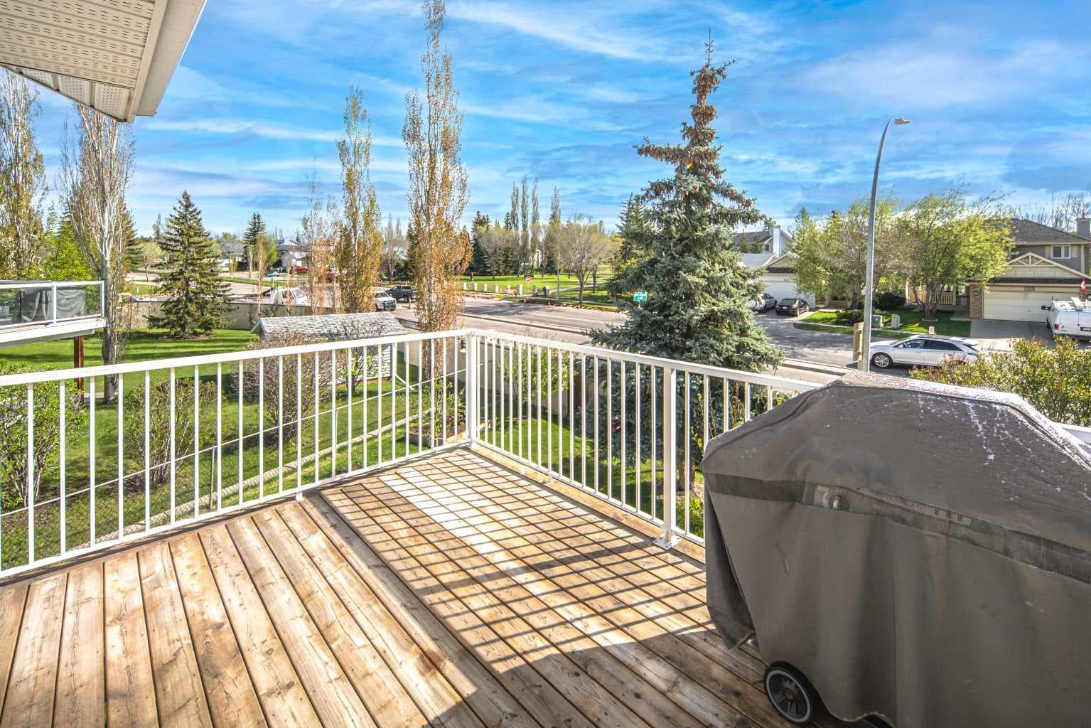 149 Sceptre Court NW