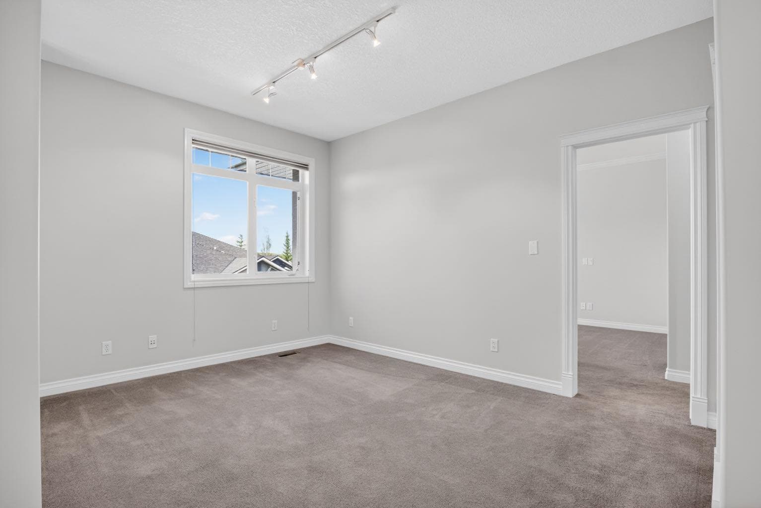 14 Discovery Woods Villas SW