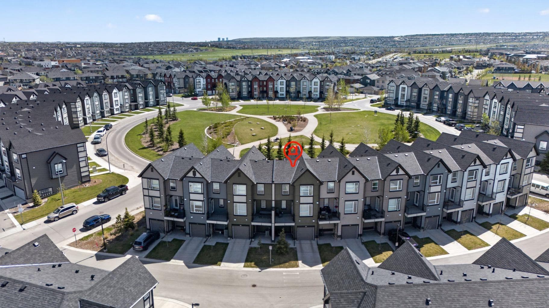 86 Evanscrest Manor NW