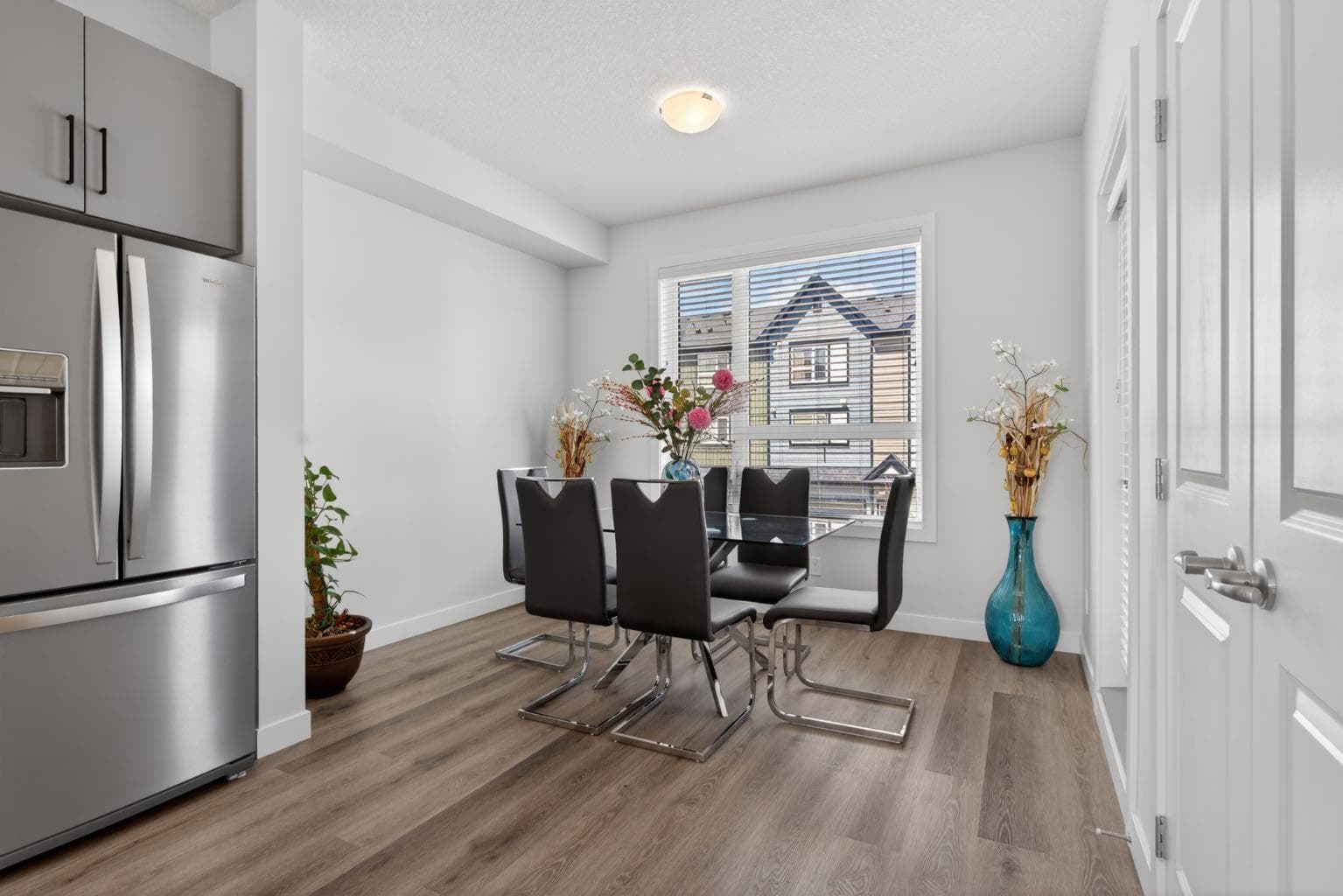 86 Evanscrest Manor NW