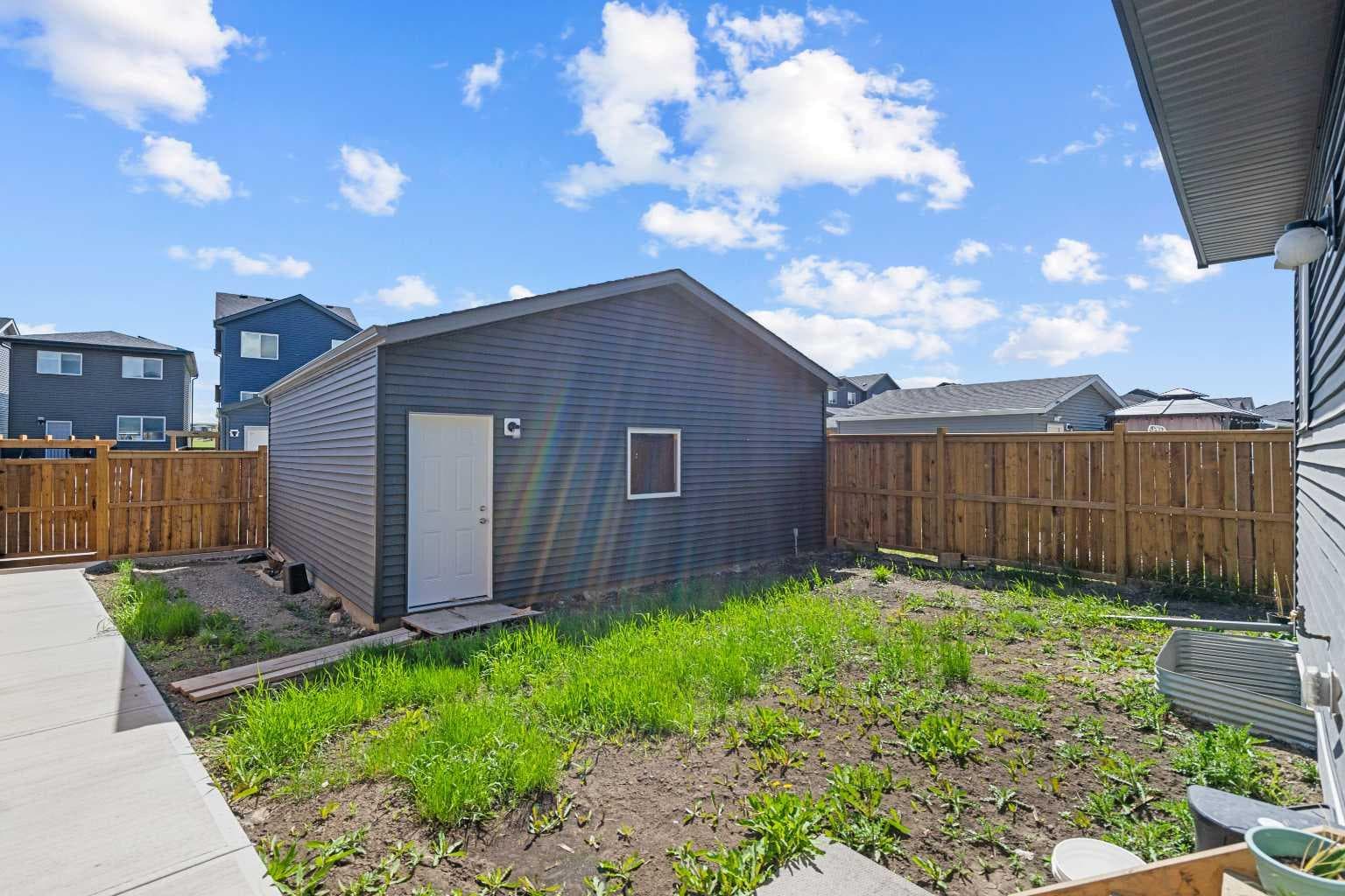56 Belmont Green SW