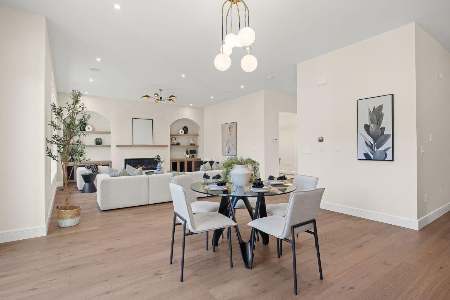 26 Varsplain Place NW
