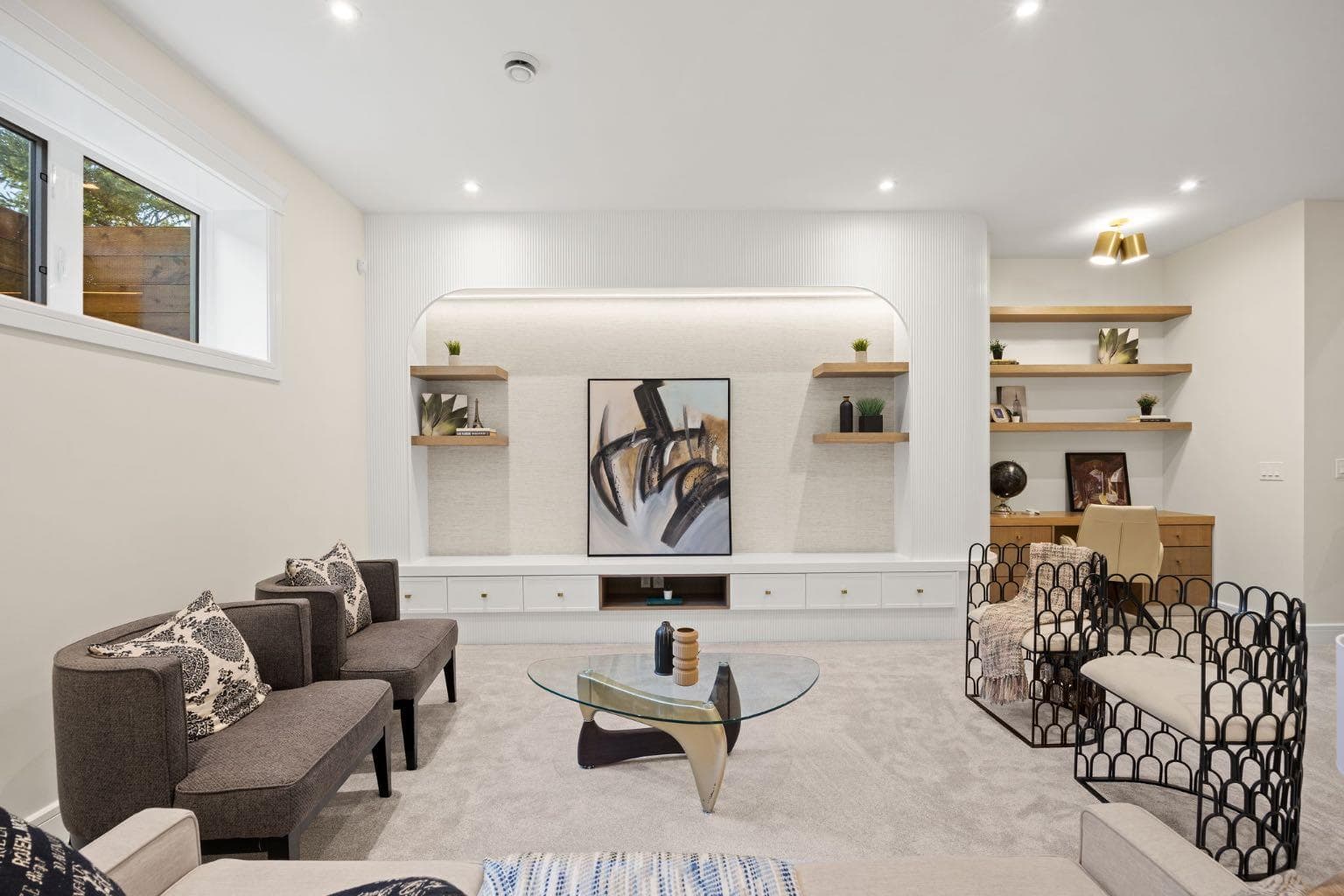 26 Varsplain Place NW