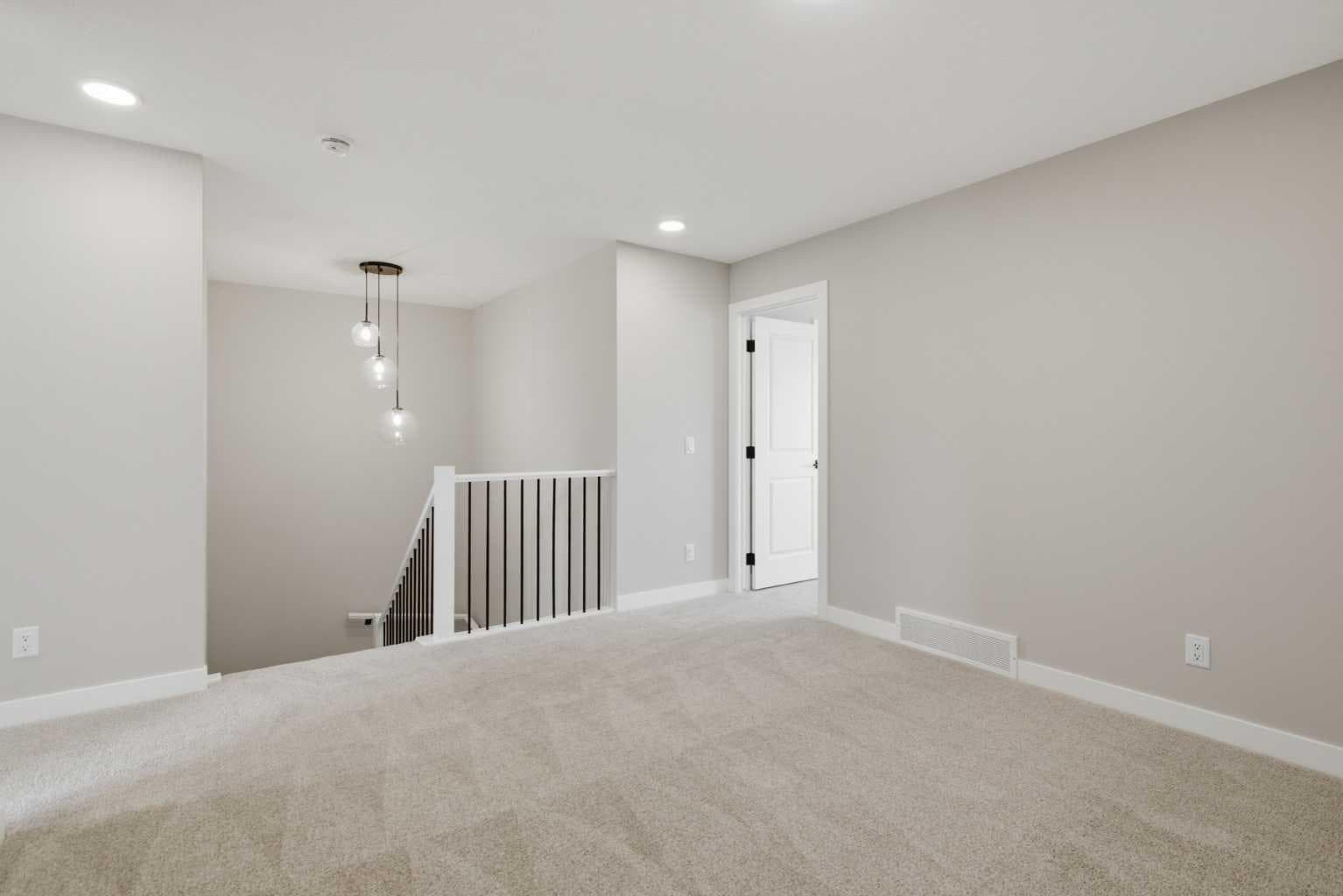 139 Belvedere Crescent SE