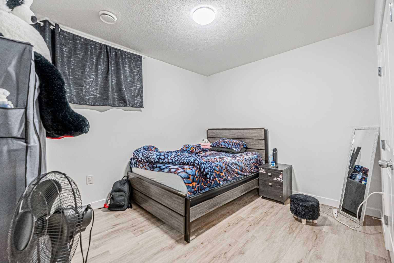 2325 Lancaster Heights SE