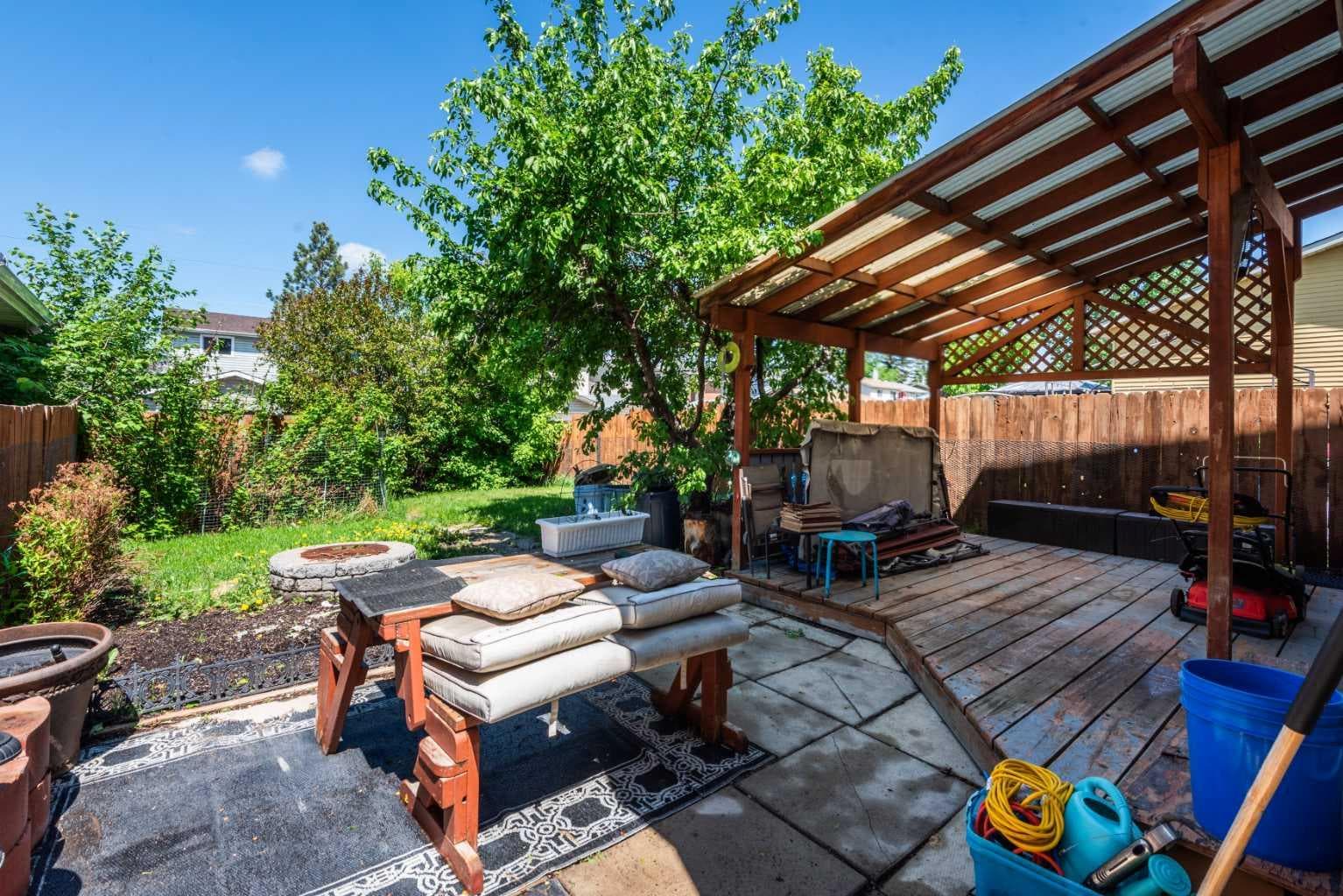 167 Erin Mount Place SE