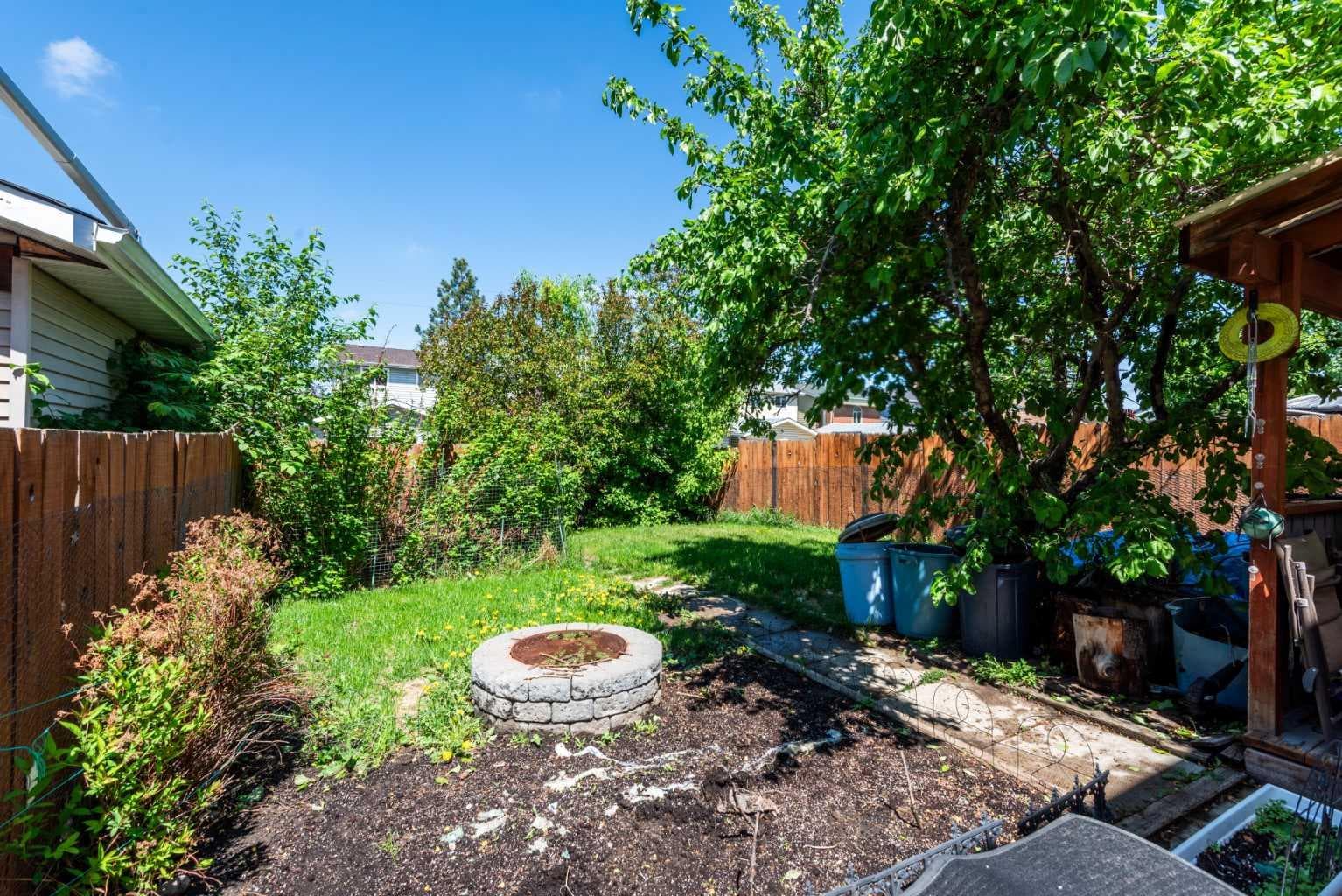 167 Erin Mount Place SE